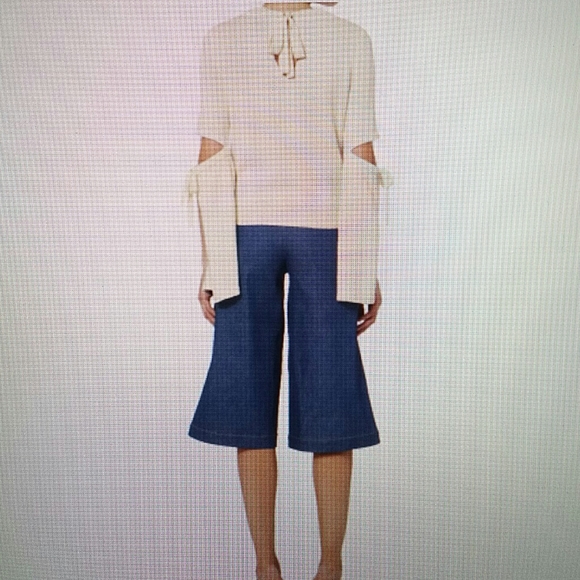 INTERMIX - Brit Slit Sleeve Summer Sweater - Picture 2 of 6